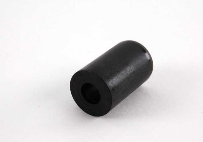 Casquillo separador OEM 11141247397 para BMW E30, E36, E46, E34, Z3. Pieza original BMW. Compatibilidad con sistemas de aceite/depósito como la bomba de aceite.