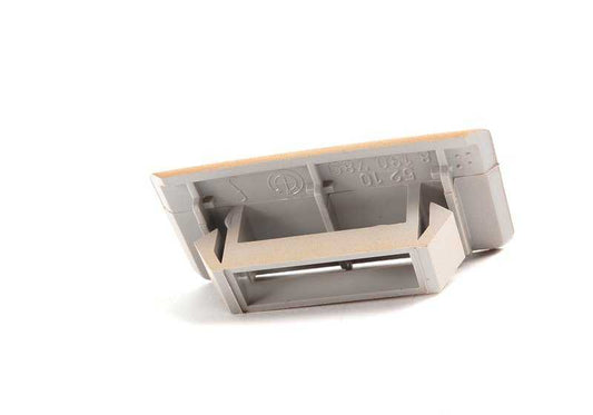 OEM 52108166262 Logement de logement de siège pour BMW E36. BMW d'origine.