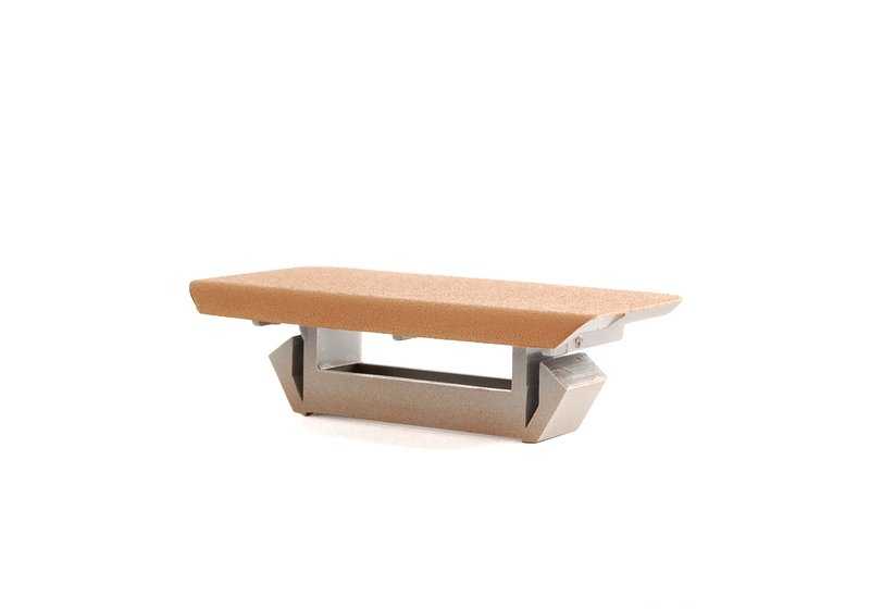 Tapa embellecedora de carcasa de asiento OEM 52108166262 para BMW E36. Original BMW.