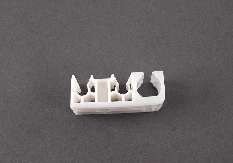 Soporte de tubería de combustible OEM 16121182658 para BMW E39, E38. Original BMW.
