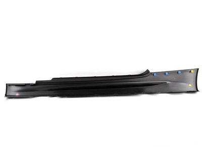 Right stirrup molded OEM 51778046660 for BMW E92, E92N. Original BMW.