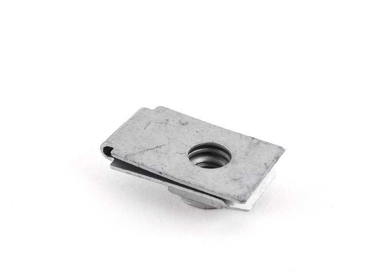 Tuerca clip tipo C OEM 07147151144 para BMW {E81,E82,E87,E88,F20,F21,F40,F52,F22,F23,F44,F45,F46,F87,G42,G87,E30,E36,E46,E90,E91,E92,E93,F30,F31,F34,F35,F80,G20,G21,G28,G80,G81,F32,F33,F36,F82,F83,G22,G23,G26,G82,G83,E28,E34,E39,E60,E61,F07,F10,F11,F