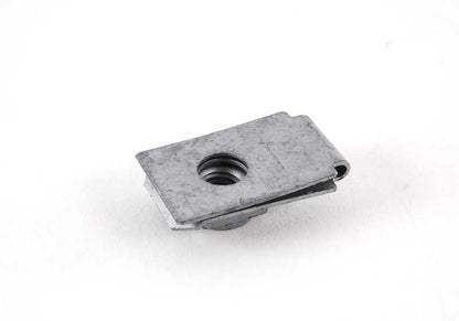 Tuerca clip tipo C OEM 07147151144 para BMW {E81,E82,E87,E88,F20,F21,F40,F52,F22,F23,F44,F45,F46,F87,G42,G87,E30,E36,E46,E90,E91,E92,E93,F30,F31,F34,F35,F80,G20,G21,G28,G80,G81,F32,F33,F36,F82,F83,G22,G23,G26,G82,G83,E28,E34,E39,E60,E61,F07,F10,F11,F