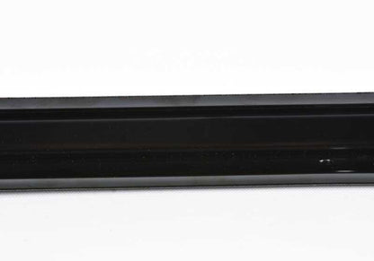Soporte inferior paragolpes delantero OEM 51118050367 para BMW F06, F12, F13 (640d, 640i) con tracción trasera y xDrive. Compatible con modelos de 2012 a 2018. Repuesto original BMW.