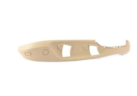 Embellecedor lateral izquierdo del asiento OEM 52107157395 para BMW E90, E91, E84, F25, F26. Color beige. Recambio original BMW.