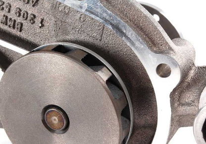 Bomba de agua OEM 11511315211 para BMW E30 (316i, 318i, 320i, 323i, 325i, M3). Original BMW.