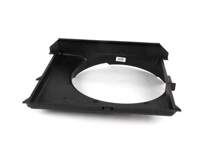 Carcasa del ventilador (Lüfterzarge) OEM 17111740700 para BMW E39. Pieza original BMW.