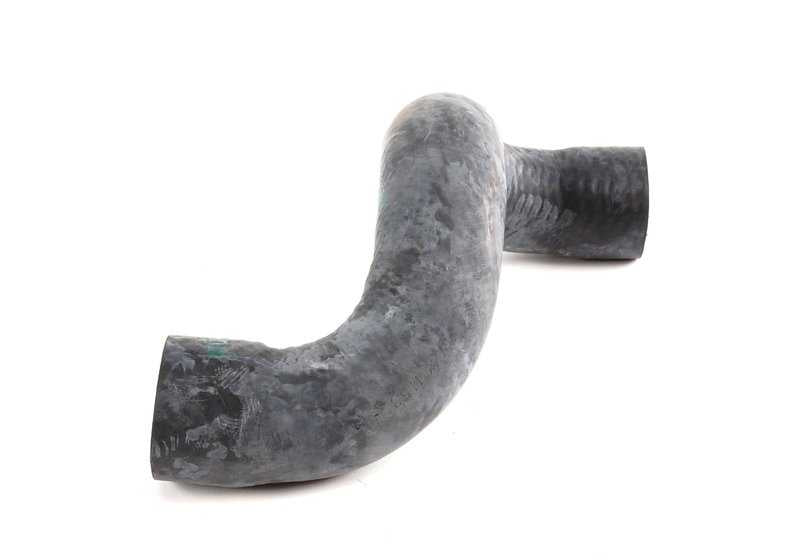 Manguera de refrigeración OEM 11531309680 para BMW E30. Original BMW. Ideal para solucionar fugas o renovar el sistema de refrigeración de tu vehículo.