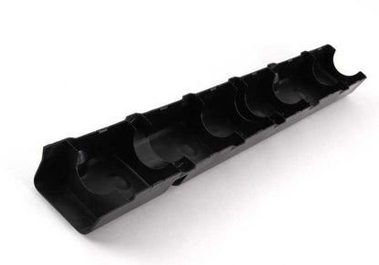 BMW Deck 3 E36, E46, Serie 5 E34, E39, E60, E61, 7 E38 -Serie, E65, E66, X3 E83, X5 E53, Z4 E85 (OEM 11121740163). Original BMW