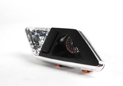 Luz de lectura interior trasera izquierda OEM 63316962049 para BMW E46 316Ci, 316i... y más. Original BMW.