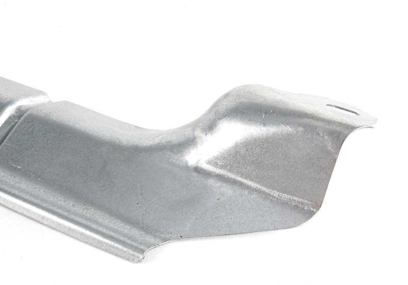 Protetor térmico OEM 16111179429 para BMW E30 316i com motor M10 (modelos manuais e automáticos, tração traseira, 1982-1988). Peça original da BMW.