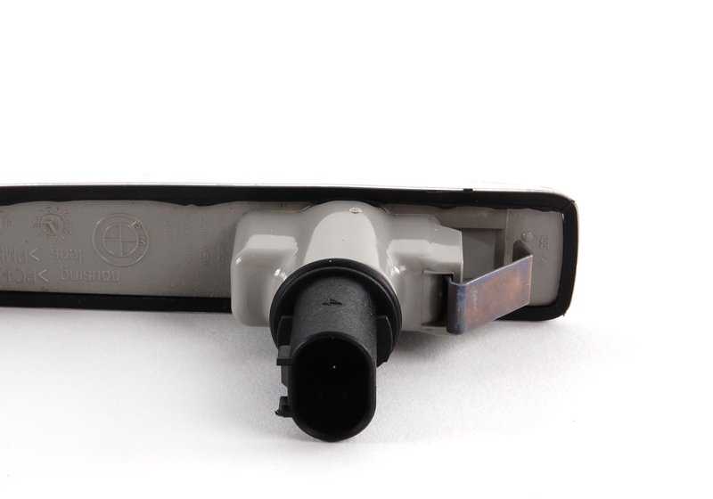 Intermitente lateral blanco izquierdo OEM 63137164757 para BMW E65, E66. Original BMW.