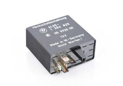 Módulo de control calefacción luneta trasera OEM 61351384825 para BMW E34. Original BMW.