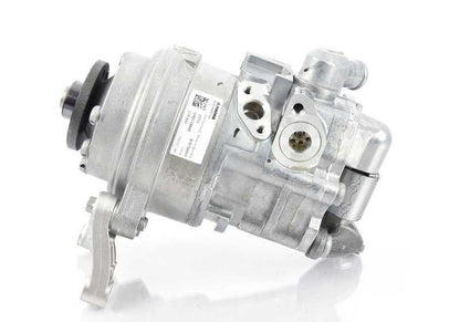 Bomba tándem OEM 32416787345 para BMW E71 X6 xDrive35i (N54). Compatible con modelos producidos entre 2008 y 2010. Pieza original BMW.