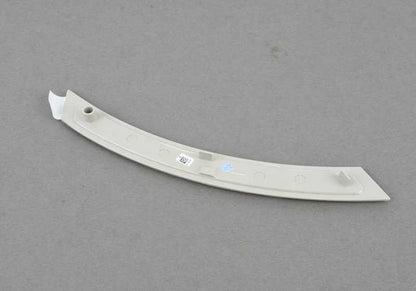 Posição do lado direito direito OEM 63147317256 para BMW F16, F86. BMW original.