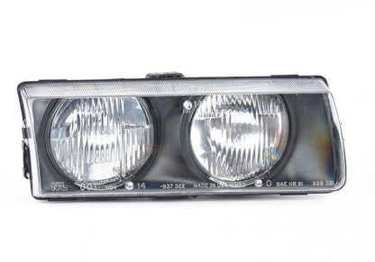 Réflecteur arrière droit OEM 63121387864 pour BMW E36 (tous les modèles: Berlina, Touring, Coupé, Cabrio, Compact). Remplacement BMW d'origine.