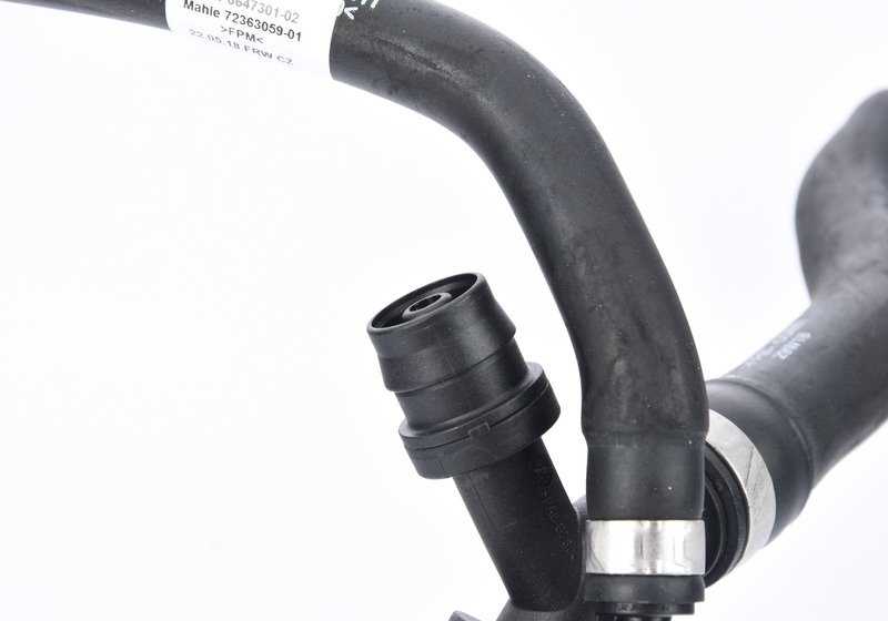 Tubo de ventilación OEM 11158647962 para BMW F15, F16. Original BMW.