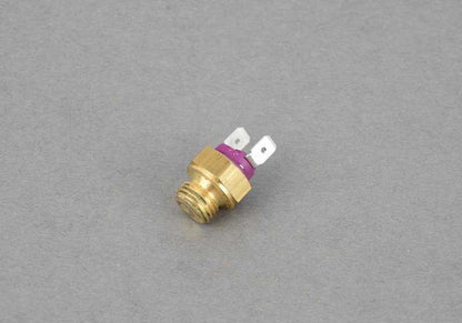 Interruptor de temperatura OEM 12631279719 para BMW E21, E30, E12, E28, E24, E23. Pieza original BMW.