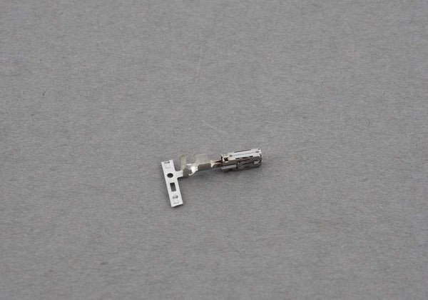 Terminal eléctrico OEM 12512247475 para MINI R56, R55, R57, R60 y más. Original MINI.