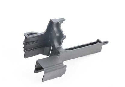 Suporte esquerdo para BMW Série 5 F10, Série 6 F06, F12, F13 (OEM 17217844265). BMW originais.