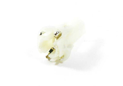 Portalámparas trasero OEM 63211387655 para BMW E36. Compatible con todas las versiones del E36 (Sedán, Coupé, Compact, Touring, Cabrio). Pieza original BMW.