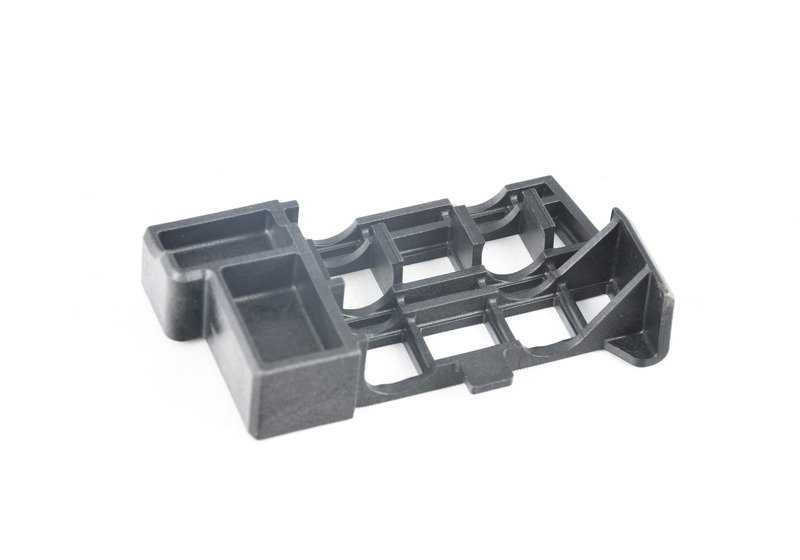 Adaptador izquierdo para BMW Serie 5 F10, Serie 6 F06, F12, F13 (OEM 17117845825). Original BMW