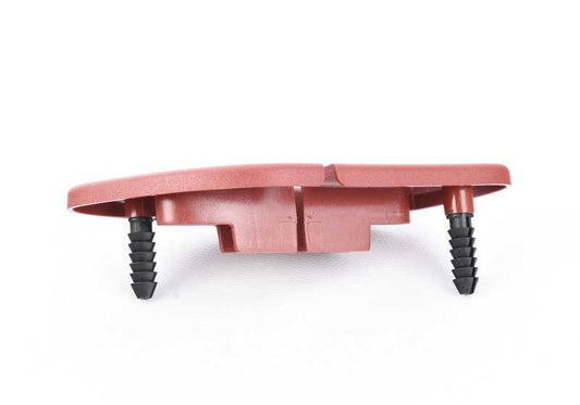 Embellecedor salida cinturón trasero izquierdo OEM 52207266303 para BMW F12, F12N, F13, F13N. Color rojo vermillón. Original BMW.