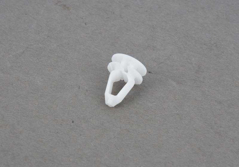 Clip de sujeción OEM 51777145501 para BMW E90 M3 (VA91, VA92, PM91, PM92). Original BMW.