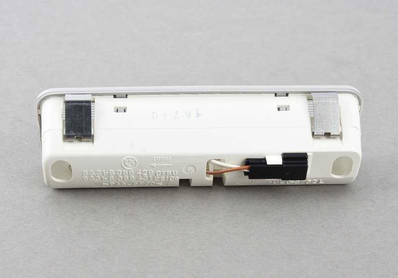 Luz Interior Trasera Izquierda para BMW Serie 5 E39 (OEM 63318366429). Original BMW