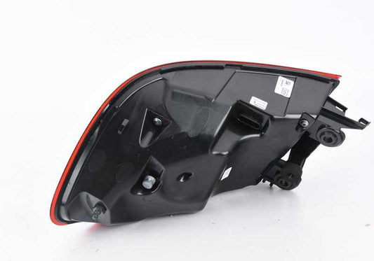 Piloto trasero izquierdo OLED OEM 63217441767 para BMW F82 M4 CS y M4 GTS. Luz original BMW.