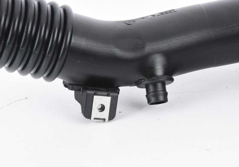 Charge air duct for BMW 5 Series F07, F10, F11, F18, 6 Series F06, F12, F13, 7 Series F01N, F02N, X5 E70N, X6 E71 (OEM 13717609811). Genuine BMW
