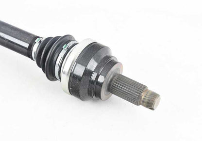 Linke Getriebeachse für BMW F10, F11 (OEM 33207606567). Original BMW
