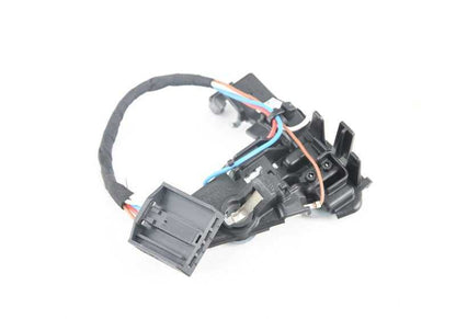 Porta lámparas luz trasera izquierda maletero OEM 63217366069 para BMW F32, F33, F36, F82, F83. Pieza original BMW.