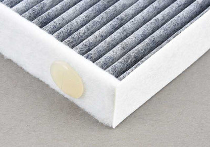 Filtre de carbone à microfiltre / carbone actif pour BMW F45, F46, I01, F48, F49 Series 2 (OEM 64116823725). BMW d'origine.