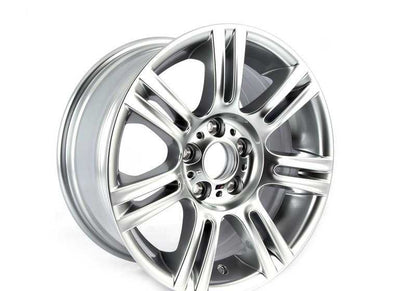 Wheels Wheels Star Design 124 OEM 36116775645 per la serie BMW 5 (E60, E61). BMW originale.