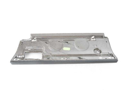 A capa inferior OEM GLOF 51168185776 para BMW 3 E36 Series. BMW original de cor antracite.