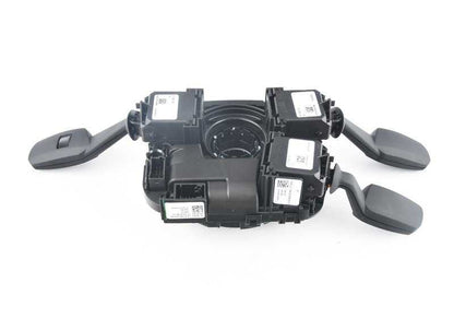 Module de colonne Adresse OEM 61319164423 pour BMW X5 {E70, E70N}. BMW d'origine.