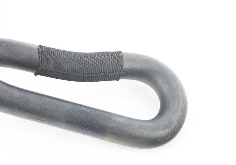 Manguera bomba de agua auxiliar a válvula calefacción OEM 64216930549 para BMW E60, E61, E63, E64. Original BMW.