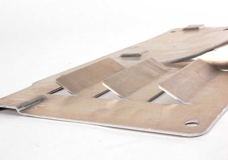 Conduit d'air pour le changement OEM 51718041363 pour BMW Z4 E85, E86. BMW d'origine.