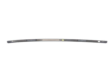 Moldura embellecedora techo derecha pintada OEM 51138061450 para BMW F82 M4, M4 CS, M4 GTS. Original BMW.