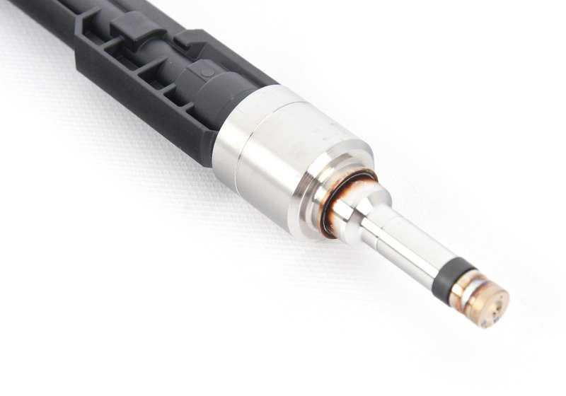 Inyector de combustible OEM 13648625397 para BMW F20, F21, F22, F23, F87, F30, F31, F34, F35, F80, F32, F33, F36, F82, F83, F07, F10, F11, F18, F06, F12, F13, F01, F02, E84, F25, F26, F15, F16, E89. Original BMW.