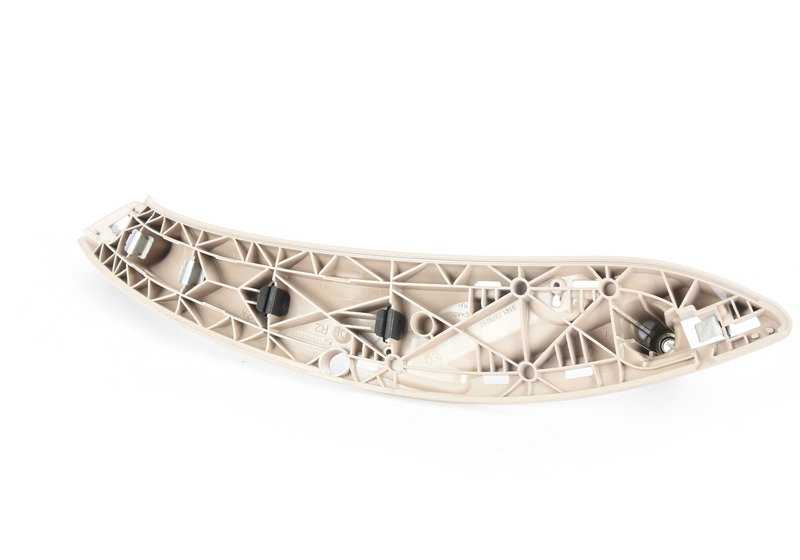 Soporte de tirador derecho para BMW Serie 3 F30, F31, F34, F35, Serie 4 F32, F33, F36 (OEM 51417279314). Original BMW