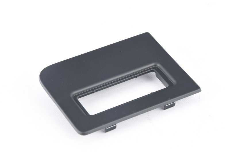 Tapa embellecedora de piloto trasero derecho OEM 51497172138 para BMW X5 E70 (modelos 3.0d, 3.0sd, 3.0si, 3.5d, 4.8i). Original BMW.