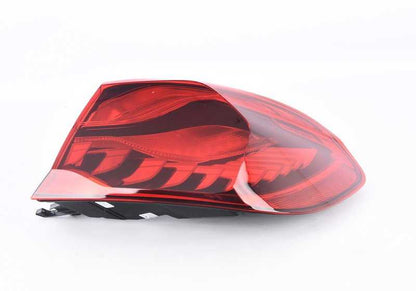 Piloto trasero derecho OEM 63217441768 para BMW F82 y F82N. Luz trasera tipo OLED. Original BMW.