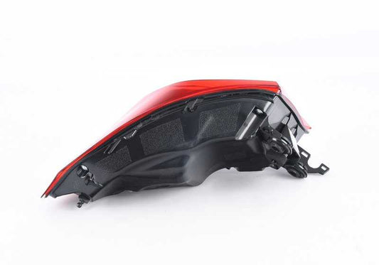 Piloto trasero derecho OEM 63217441768 para BMW F82 y F82N. Luz trasera tipo OLED. Original BMW.