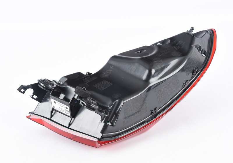 Piloto trasero derecho OEM 63217441768 para BMW F82 y F82N. Luz trasera tipo OLED. Original BMW.