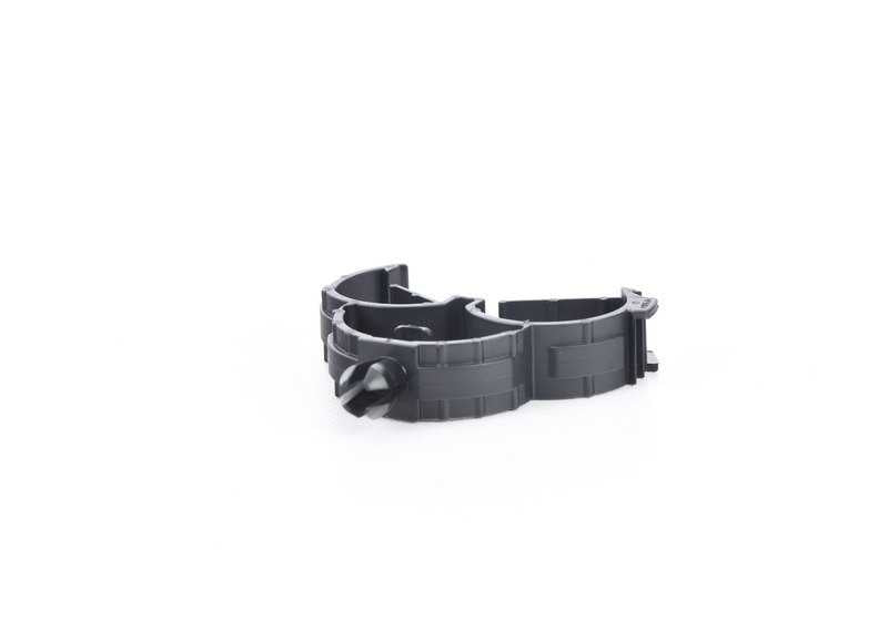 Soporte para manguera de refrigerante OEM 17127615464 para BMW F20, F21, F22, F23, F45, F46, F30, F31, F34, F32, F33, F36, F48, F39, F55, F56, F57, F54, F60. Original BMW.