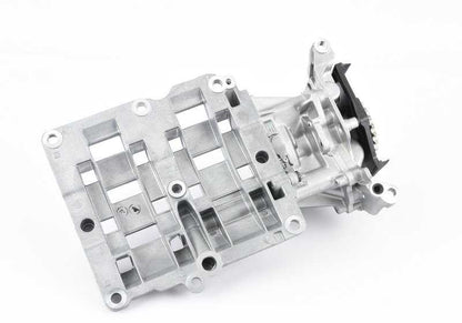 Pompe à vide OEM 11417810823 pour BMW F20, F21, F22, E90, E91, E92, E93, F30, F31, F34, F32, F33, F36, F07, F10, F11, E84, F25. BMW d'origine.