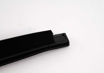 Cubierta pozo exterior derecho OEM 51348194710 para BMW Serie 3 E46. Original BMW.