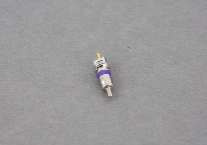Válvula de aire acondicionado OEM 64536922944 para BMW E81 116d, 116i (modelos con motor N47, N45T, N43). Compatible con gas R134A/R1234YF. Original BMW.